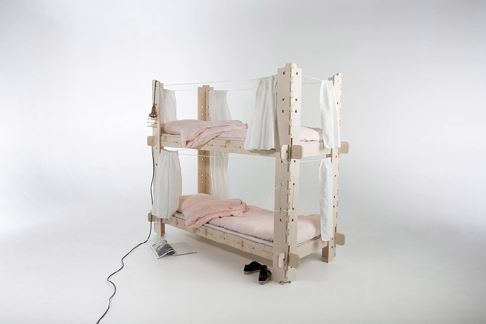 Финские студенты создали мебель для беженцев