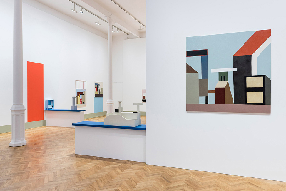 Натали Дю Паскье представила свои работы на выставке в Лондоне